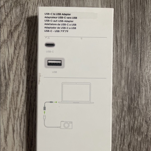 Apple USB-C to USB adapter - Picture 2 of 3